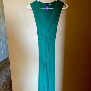 Emerald green maternity maxi dress